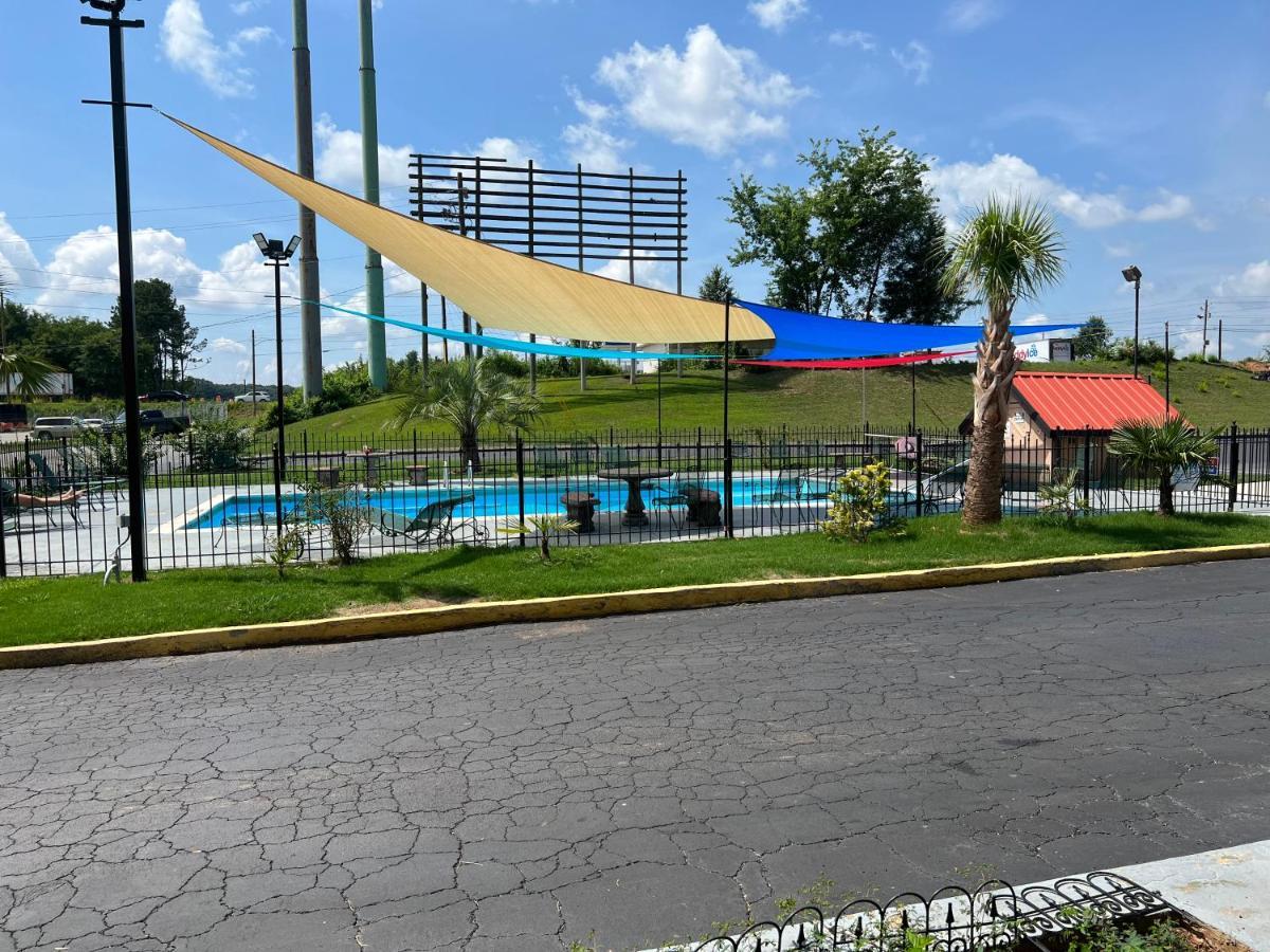 Country Hearth Inn & Suites Cartersville Extérieur photo